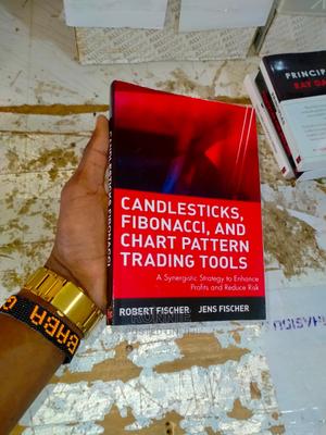 Candlesticks, Fibonacci and Chart Pattern Trading Tools Book - main view