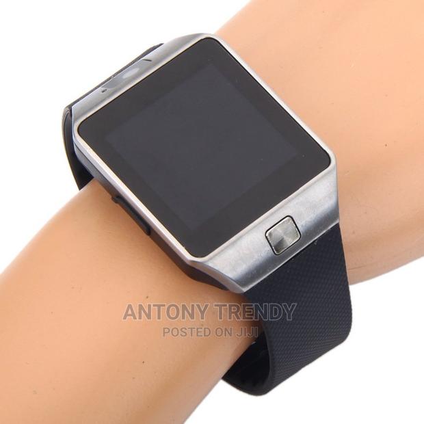 DZ09 4G Calling Bluetooth Camera Phone Smartwatch - thumbnail 2