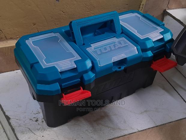 Lockable Tool Box 17 " Empty - main view