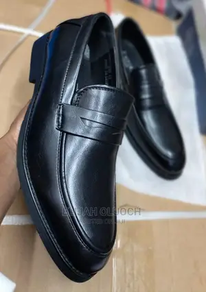 Quality Laceless Official Shoes