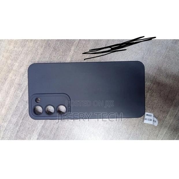 Generic Soft Silicon Back Cover for Samsung S23 - thumbnail 3