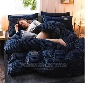 Navy Blue Velvet Duvet With 1 Bedsheet and 2 Pillowcases