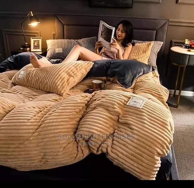 Beige Velvet Duvet With 1 Bedsheet and 2 Pillowcases