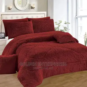 Maroon Fluffy Duvet With 1 Bedsheet With 4 Pillowcases