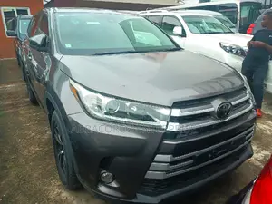 Toyota Kluger 2016 Gray