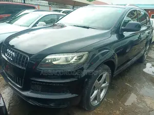 Audi Q7 3.0T Premium AWD quattro 2017 Black