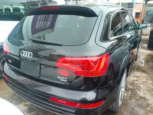 Audi Q7 3.0T Premium AWD quattro 2017 Black