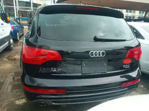 Audi Q7 3.0T Premium AWD quattro 2017 Black