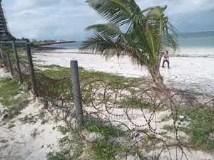 Nyali Sandy Beach , 5 Acres