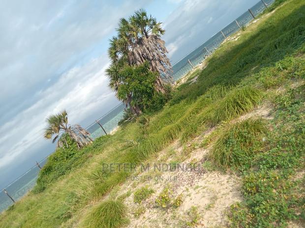 Nyali Sandy Beach , 5 Acres - main view