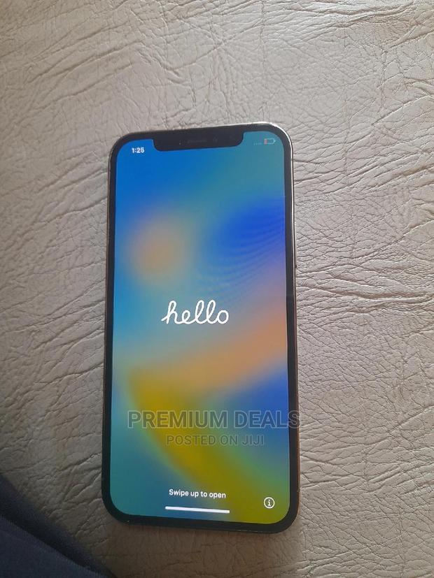 Apple iPhone 12 Pro 128 GB Silver - main view