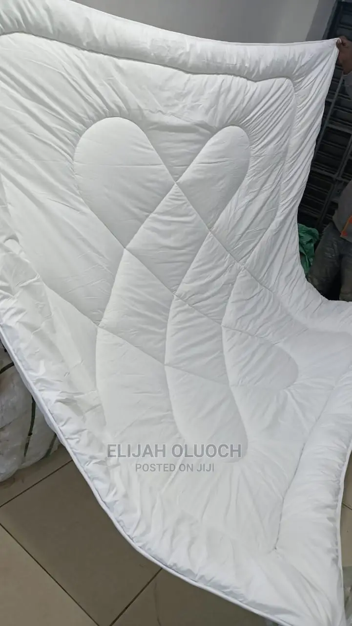 Binded White Striped Duvet