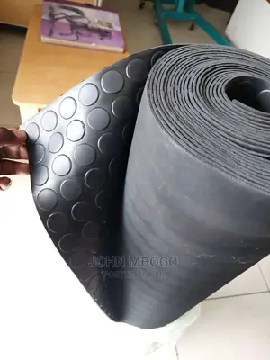 Round Studded Rubber Mat. Coin Rubber Mat