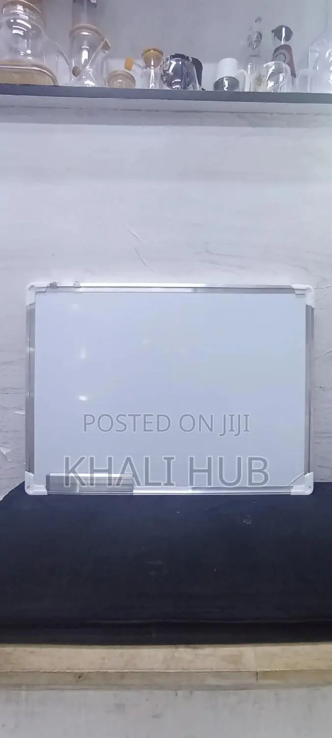 Whiteboard White Board 2ft*1.5ft