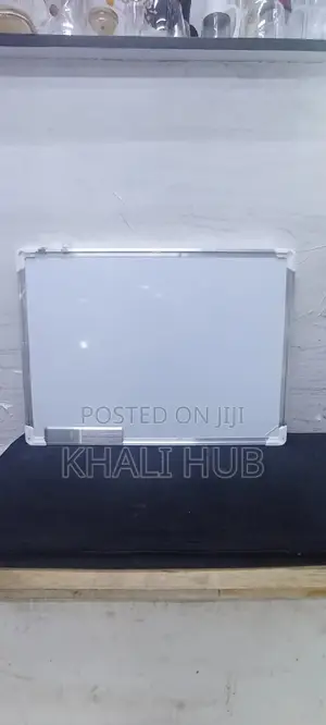 Whiteboard White Board Whiteboard 2ft by 1.5ft