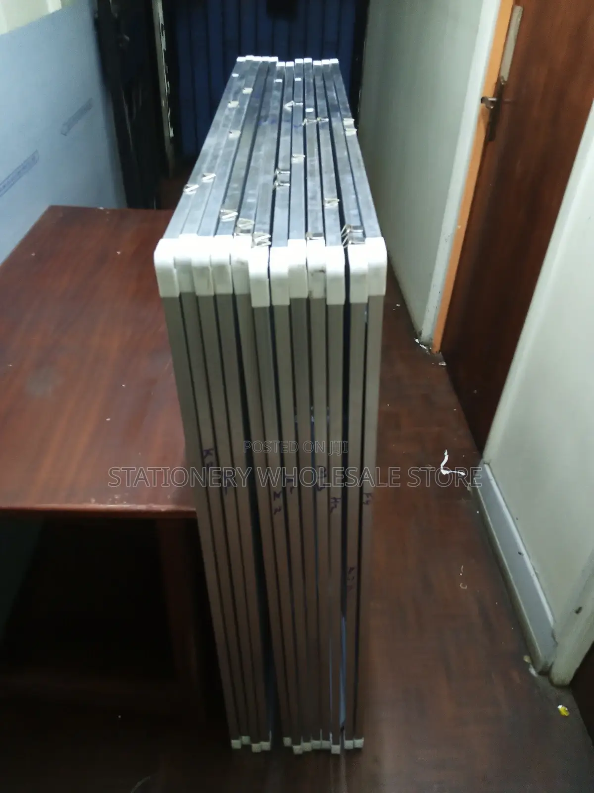 Whiteboard 4ftx4ft at Wholesale