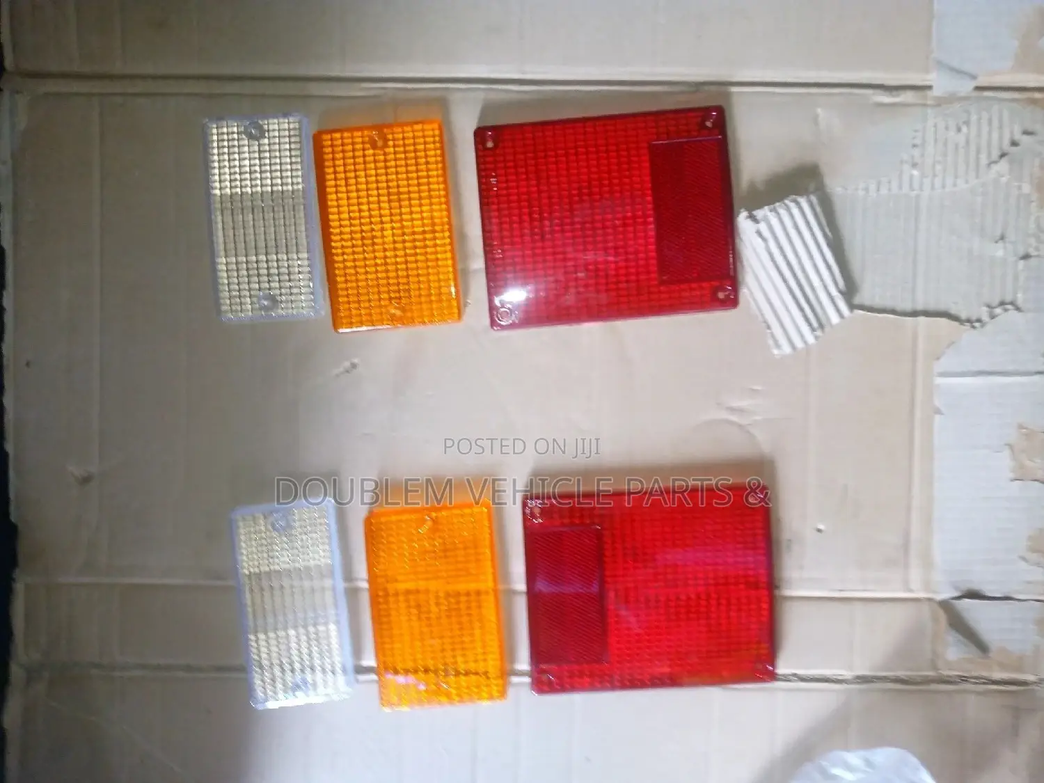Back Lens/Tail Lens Isuzu NQR ,NPR, NKR ,3.3/ 3.6/4.3