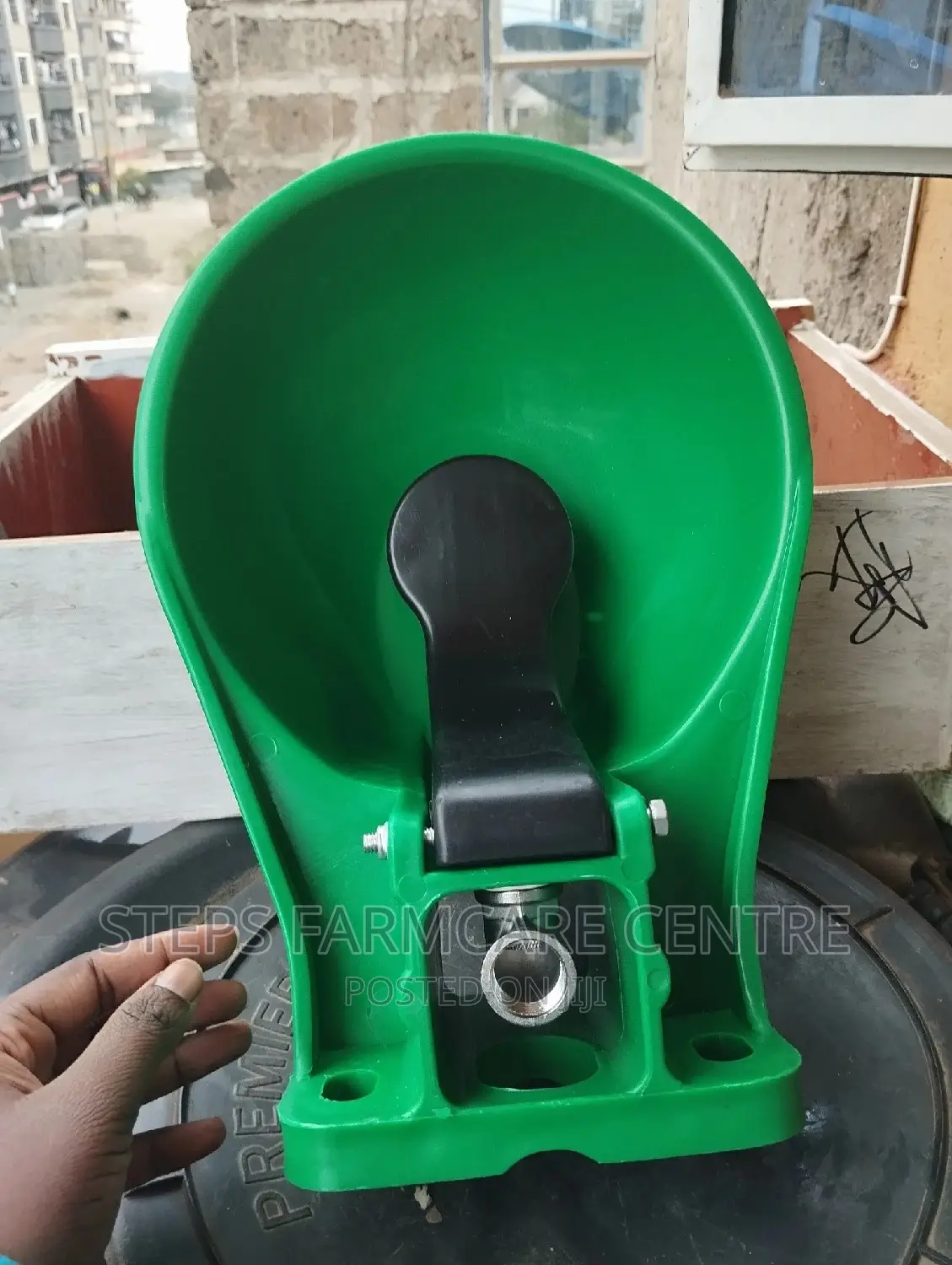 Automatic Cow Drinking Green Bowls ,