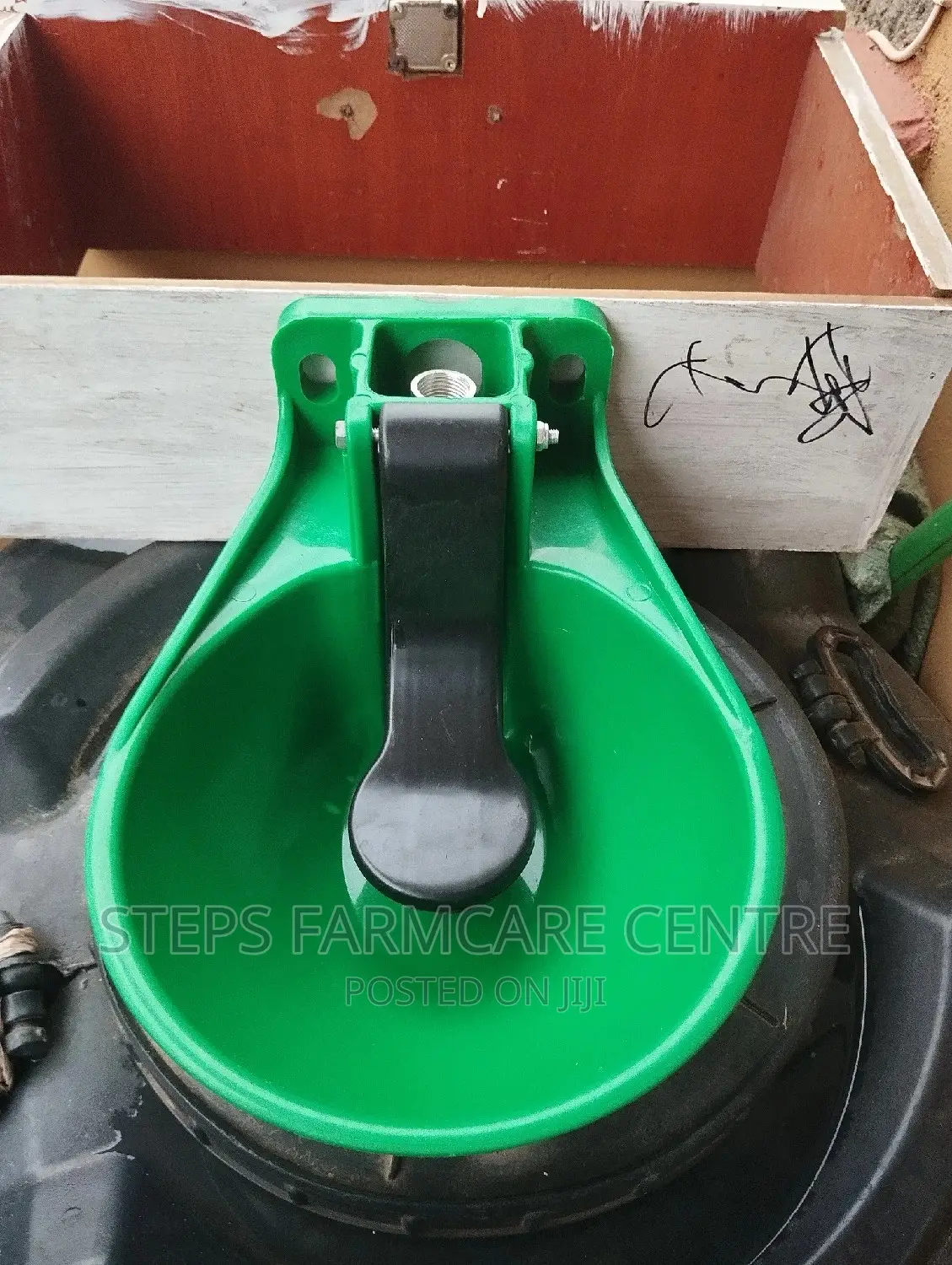 Automatic Cow Drinking Green Bowls ,