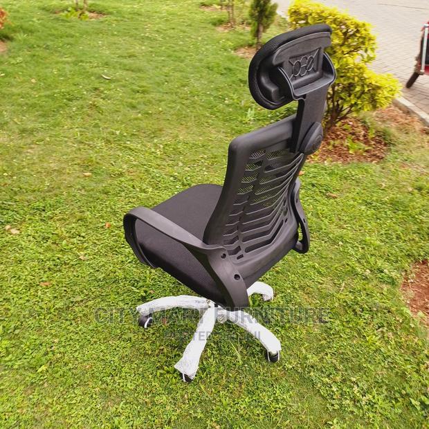 Headrest Office Chair - main view