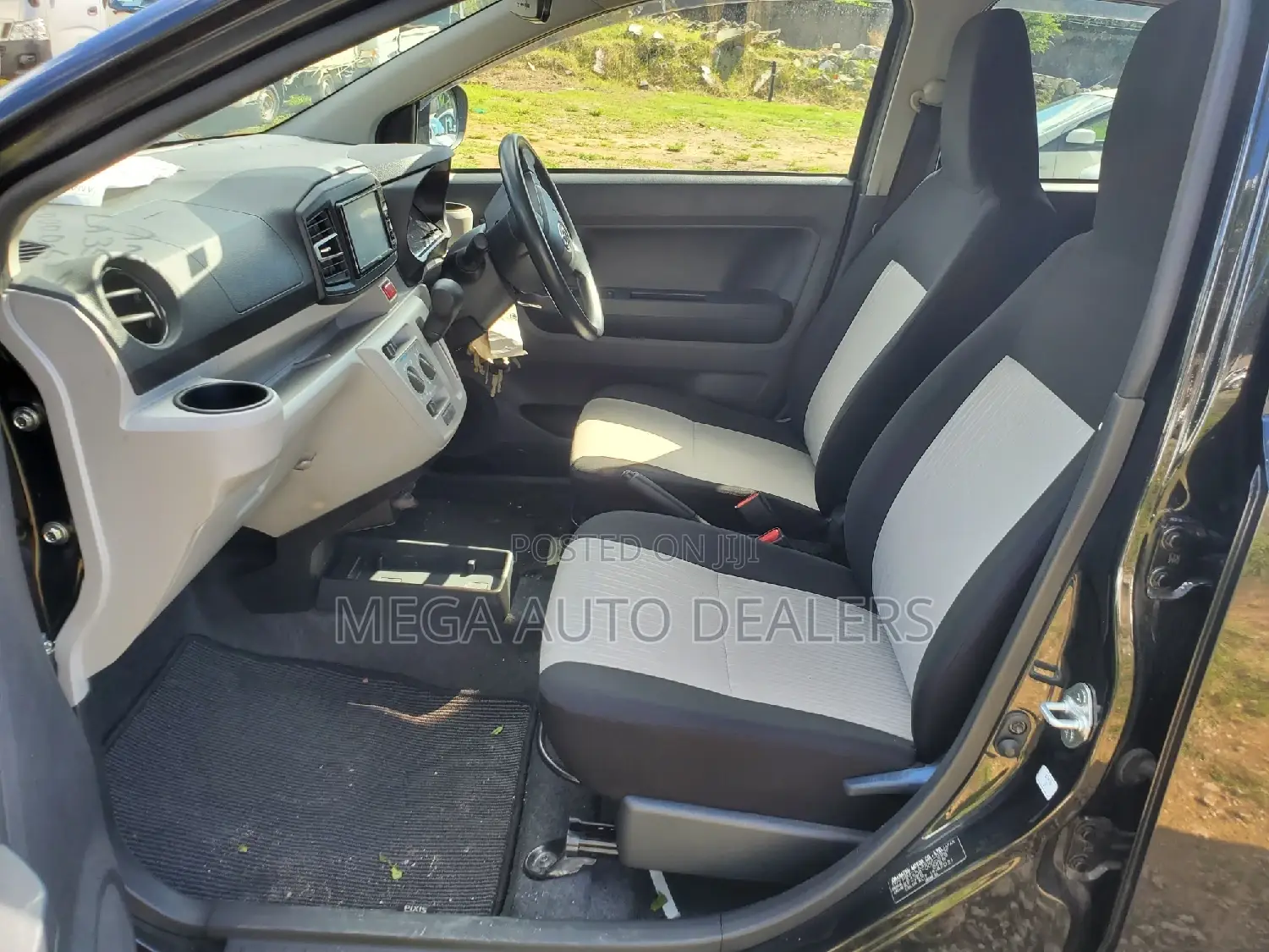 Toyota Pixis Epoch 2018 Black