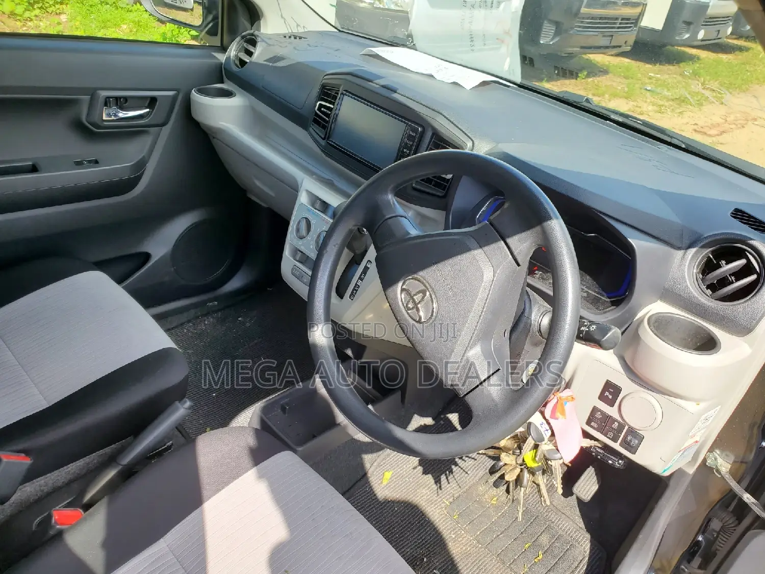 Toyota Pixis Epoch 2018 Black