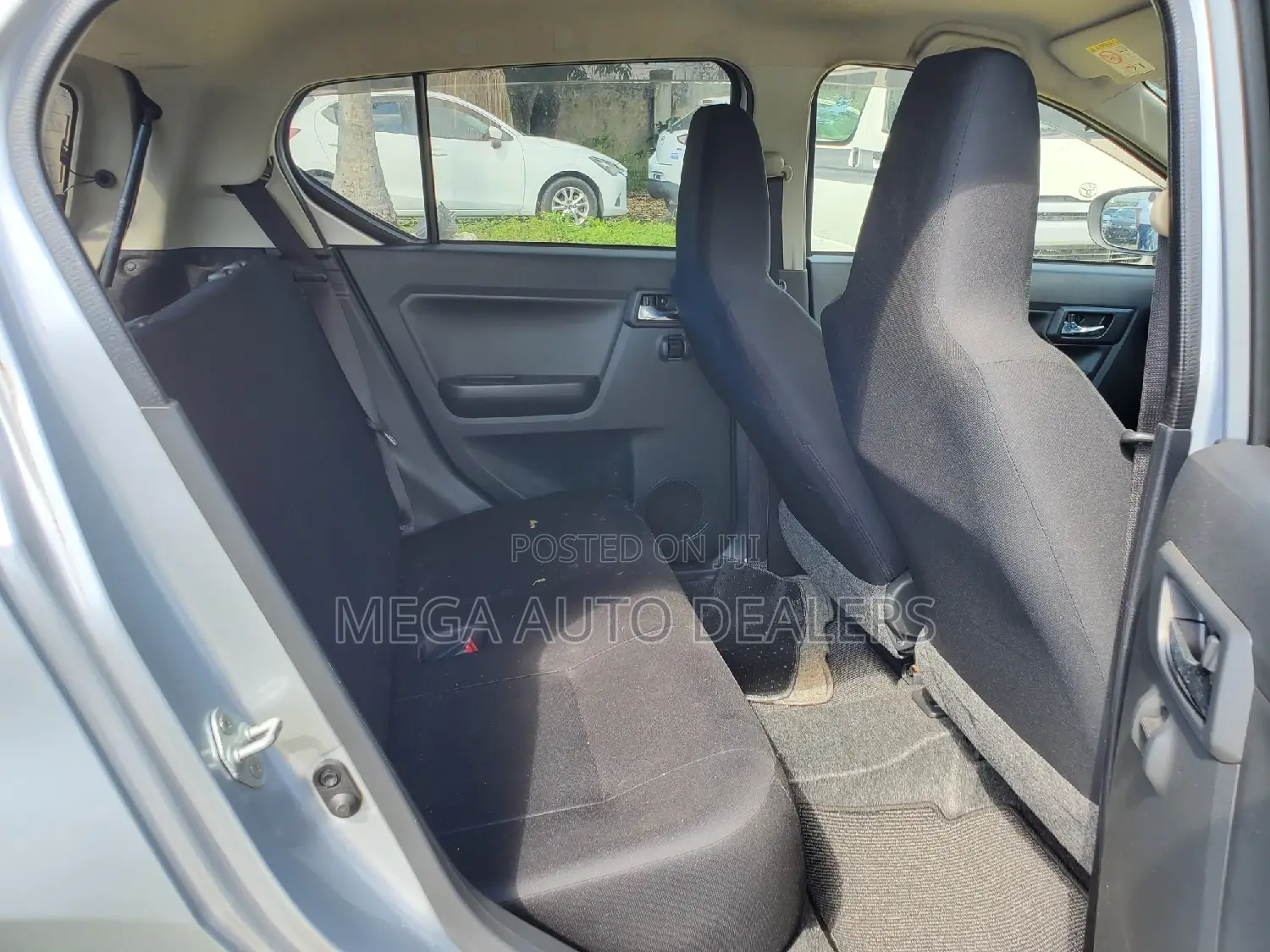 Daihatsu Mira 2018 Silver