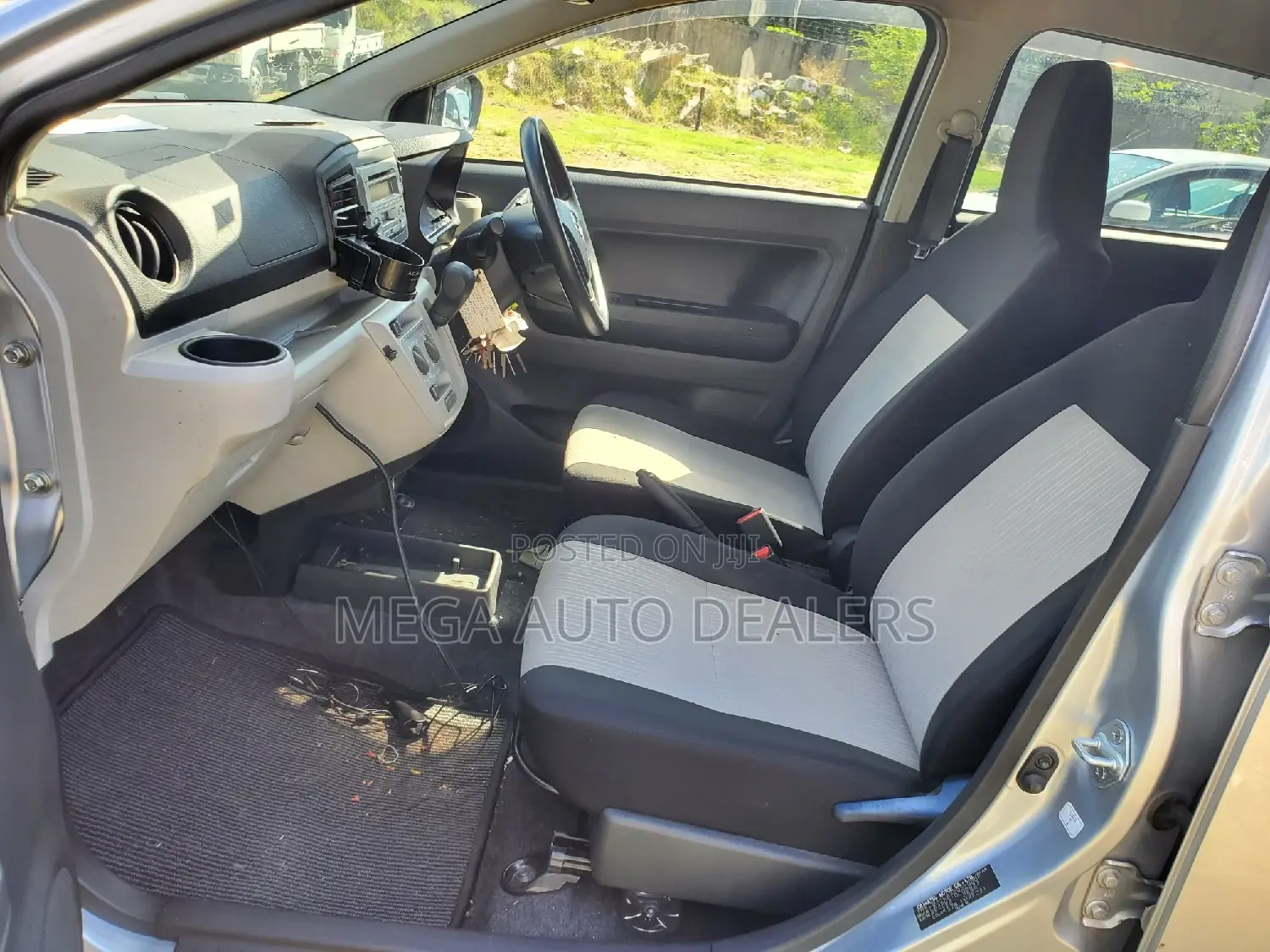 Daihatsu Mira 2018 Silver