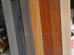 Warm Pleasant Wood Flooring Laminate