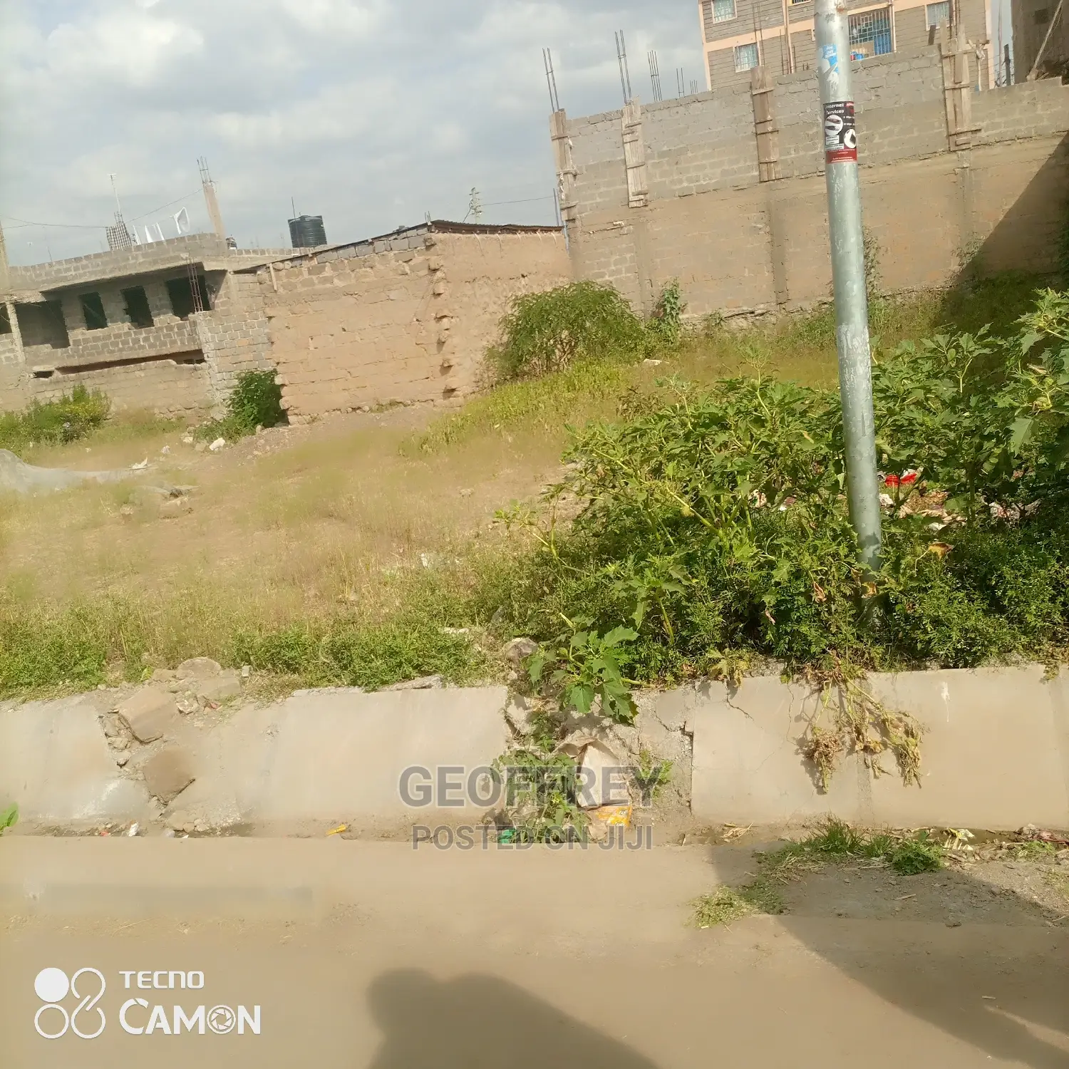 Selling 40x80 Commercial Plot in Mihango
