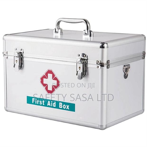 Aluminum First Aid Kit: First Aid Kit Box