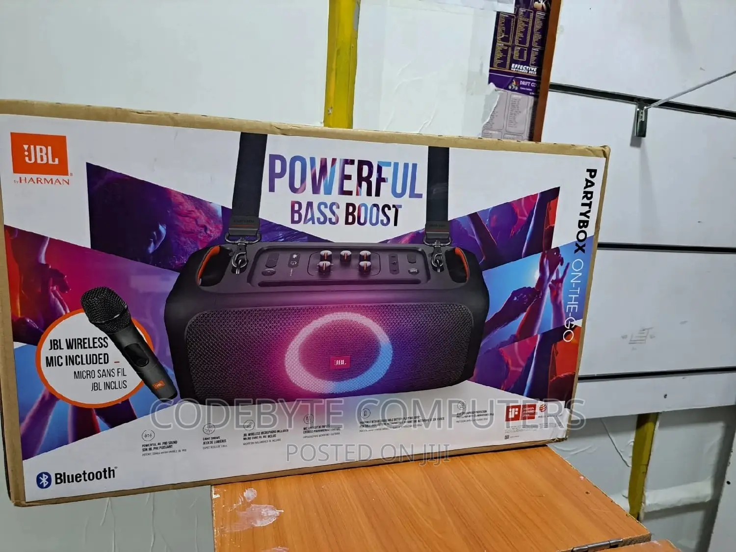 JBL Partybox on the Go