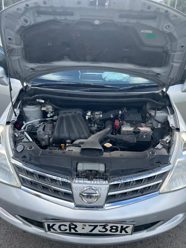 Nissan Tiida 1.5L 16V 2012 Silver