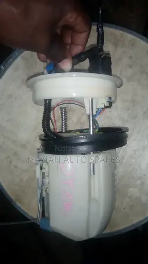 Pump Demio 2005