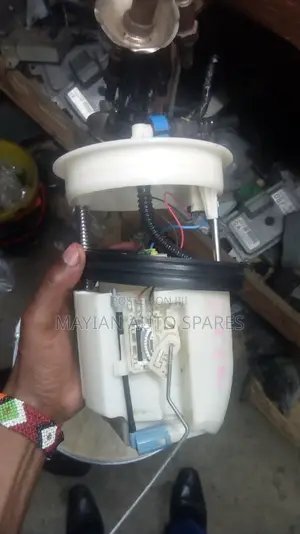 Pump Demio 2005