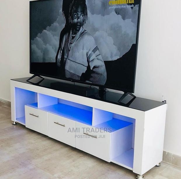 Morror Top Tv Stand - main view