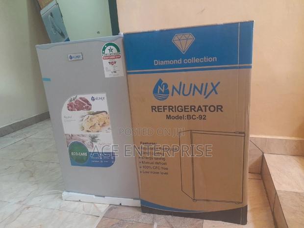 Nunix Mini Fridge 90litres - thumbnail 2