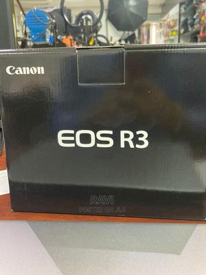Canon Eos R3 - main view