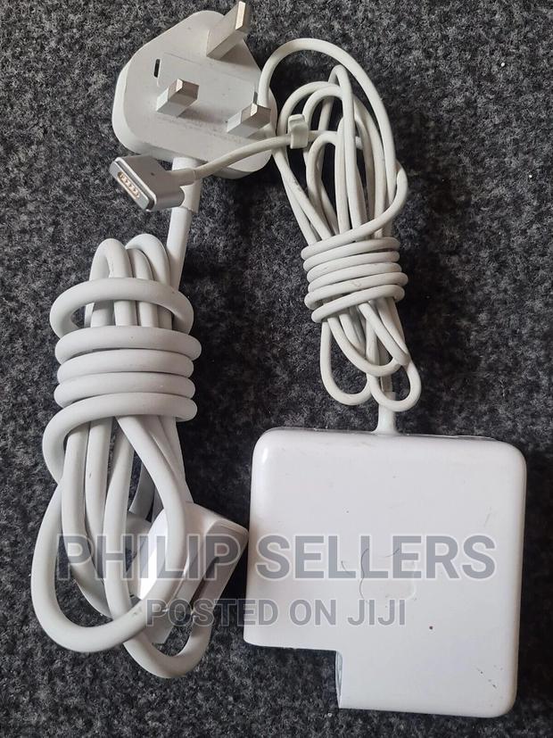 Genuine Apple Macbook Charger, Magsafe 2. 85w for Pro Retina