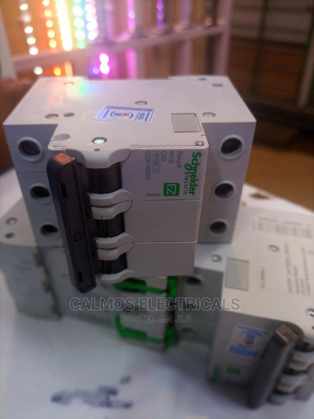 Schneider Tripple MCB 63a