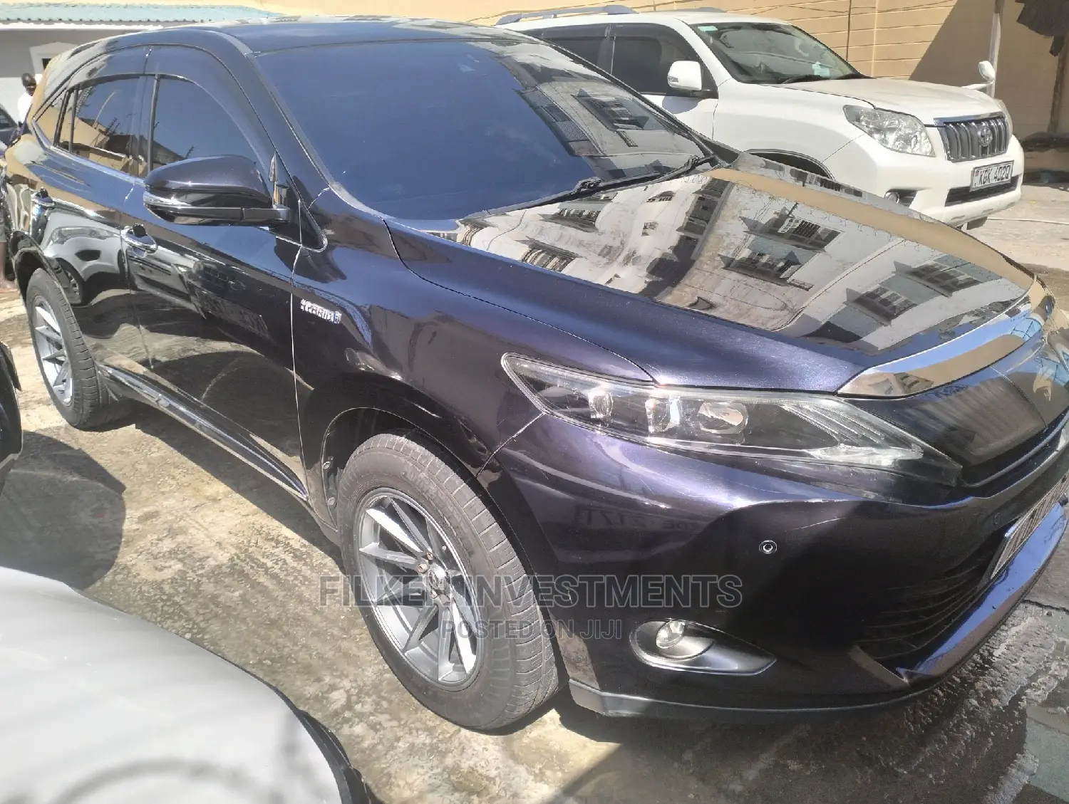 Toyota Harrier 2.5 Hybrid 4WD 2014 Blue