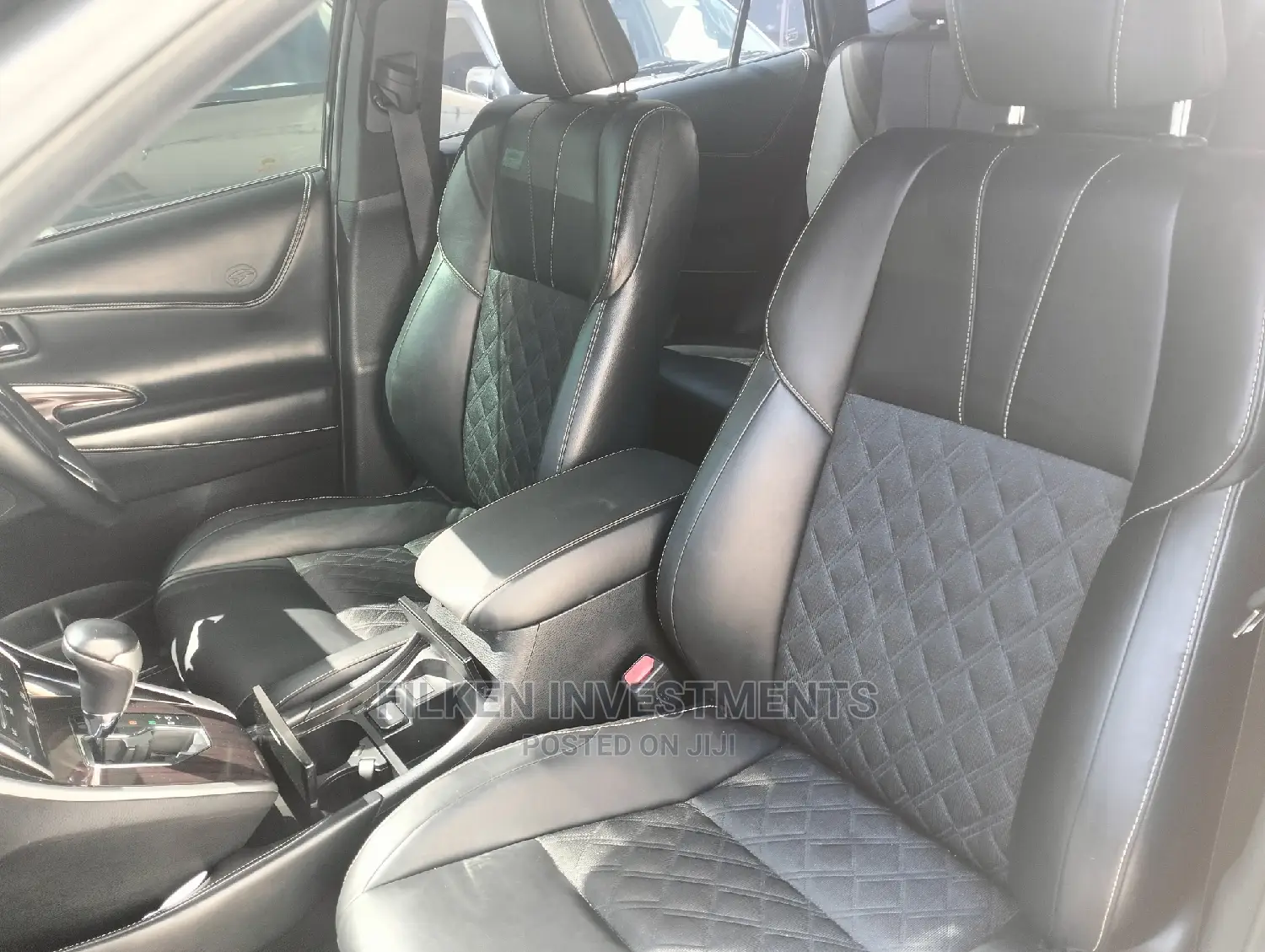 Toyota Harrier 2.5 Hybrid 4WD 2014 Blue