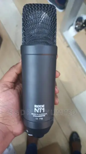 RODE NT1-KIT Large-Diaphragm Cardioid Condenser Microphone