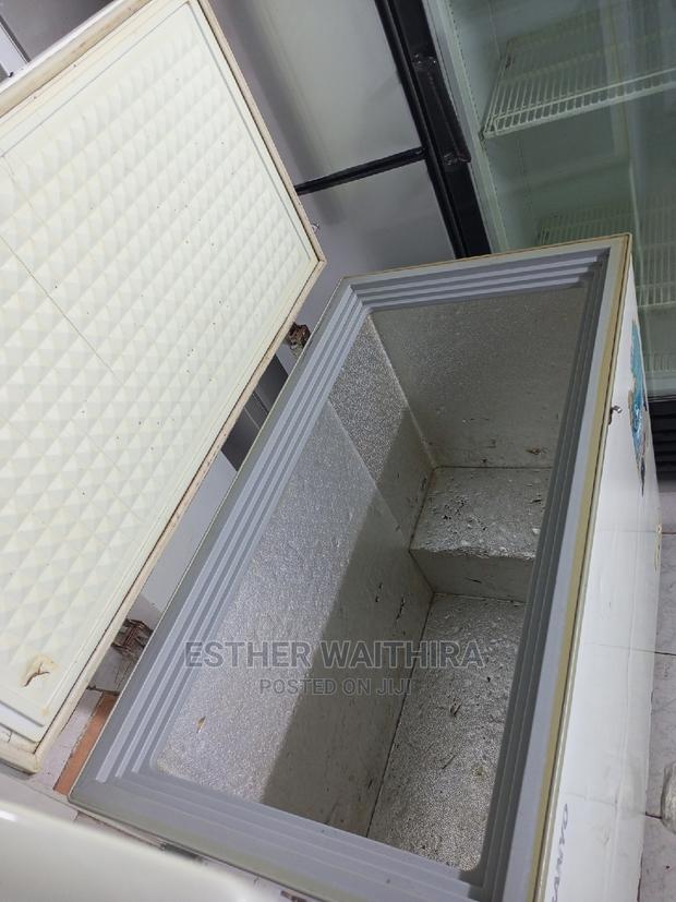 400l Deep Freezer Fridge - thumbnail 4