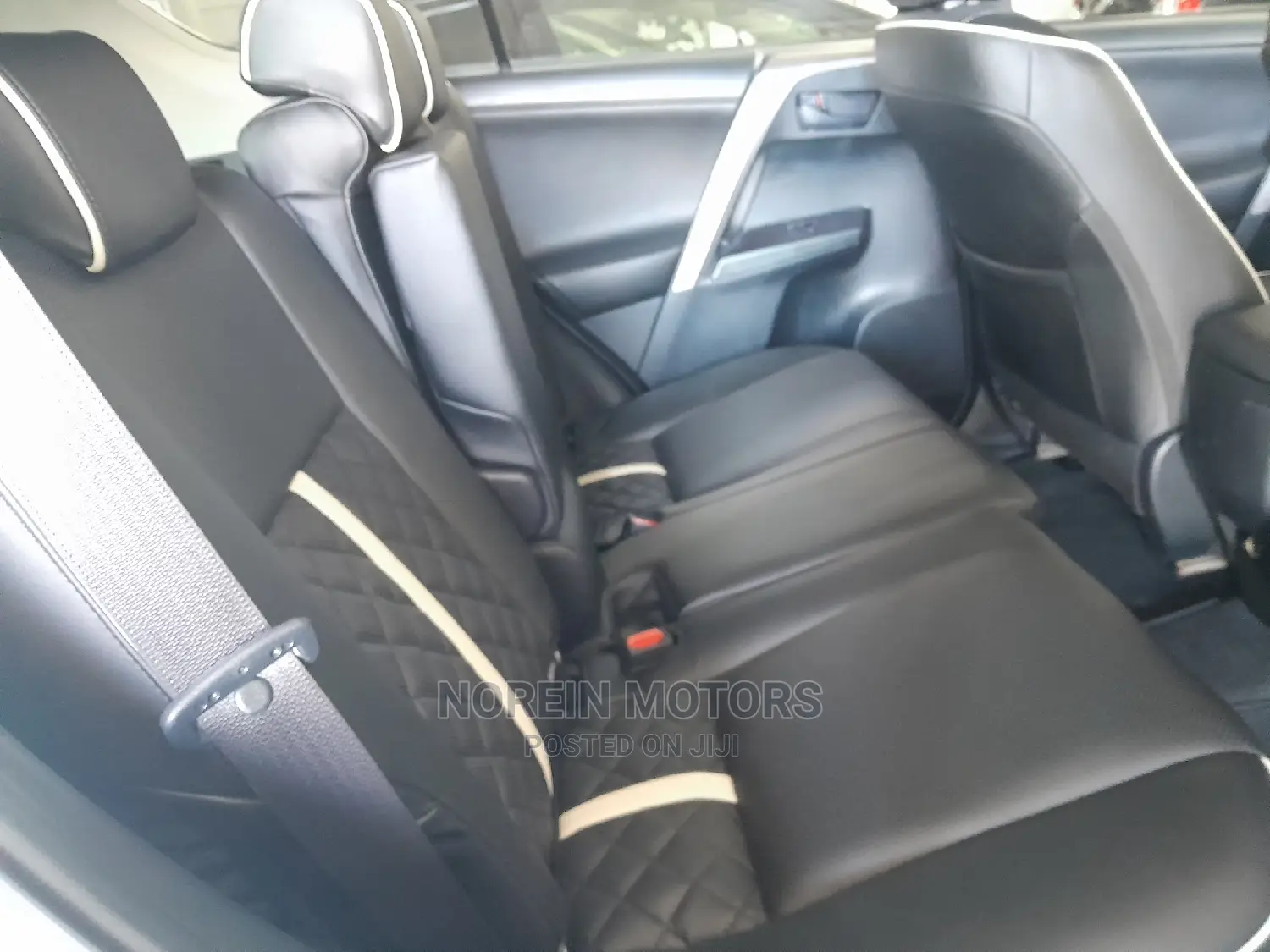 Toyota RAV4 2016 Off white