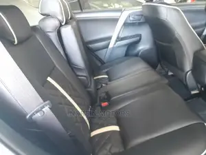 Toyota RAV4 2016 Off white