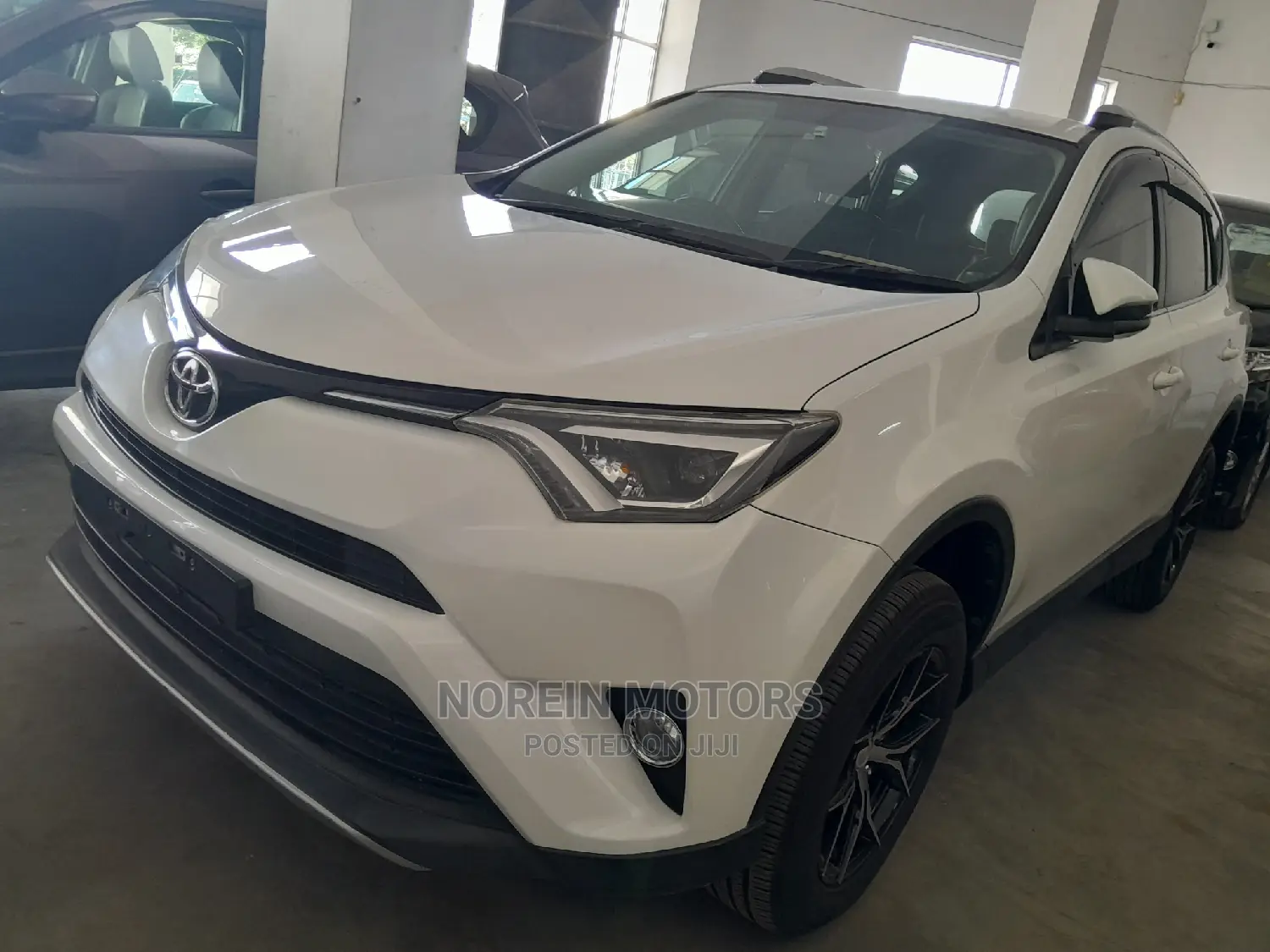 Toyota RAV4 2016 Off white