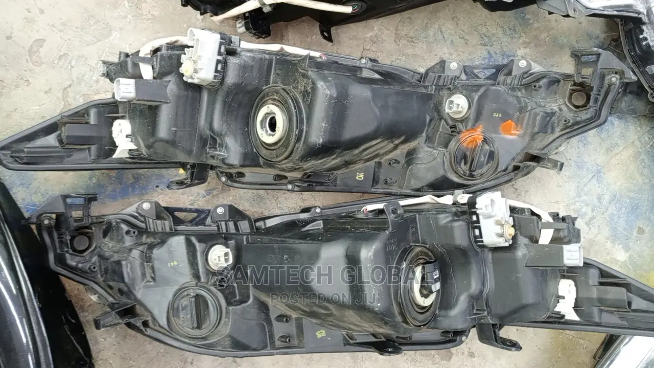 Harrier 2016 Clean Headlight