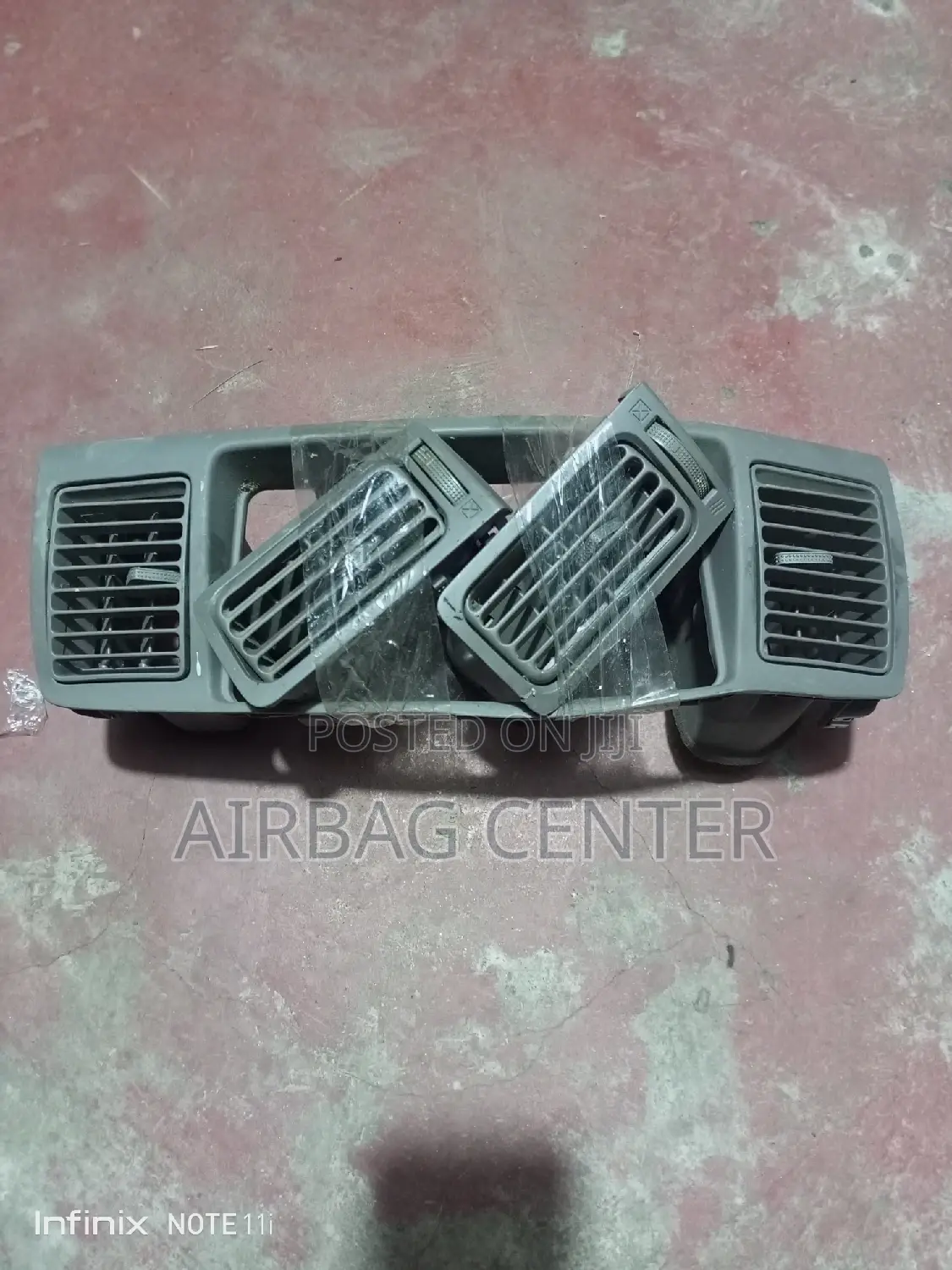 NZE 2002 Dashboard Vents