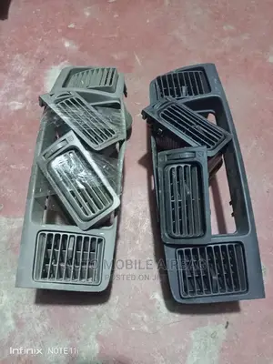 NZE 2002 Dashboard Vents